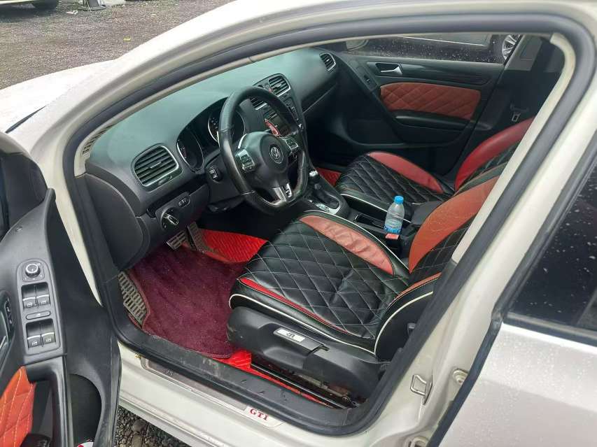 Volkswagen Golf 4