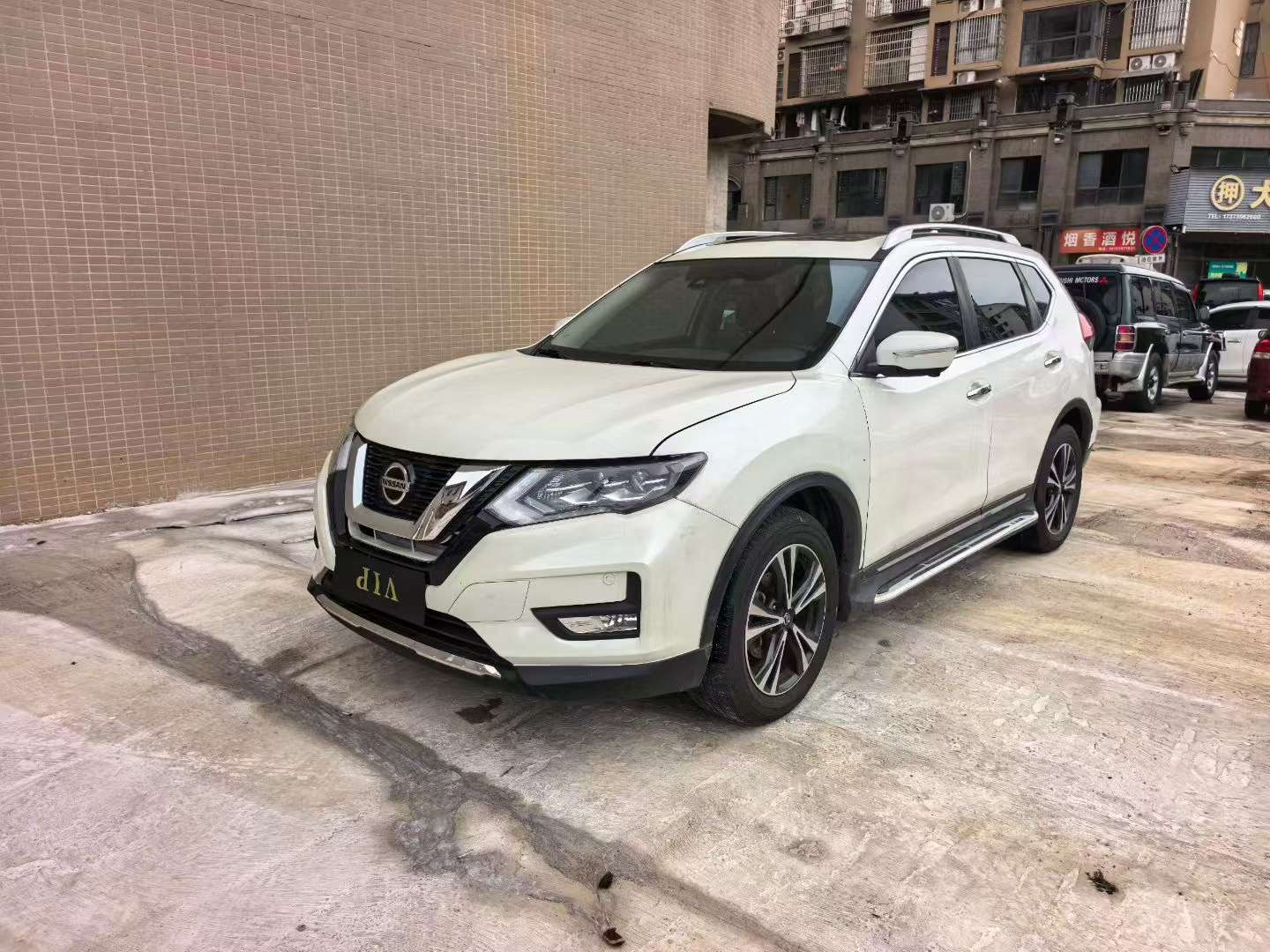 Nissan X-Trail 2.5 4WD 3