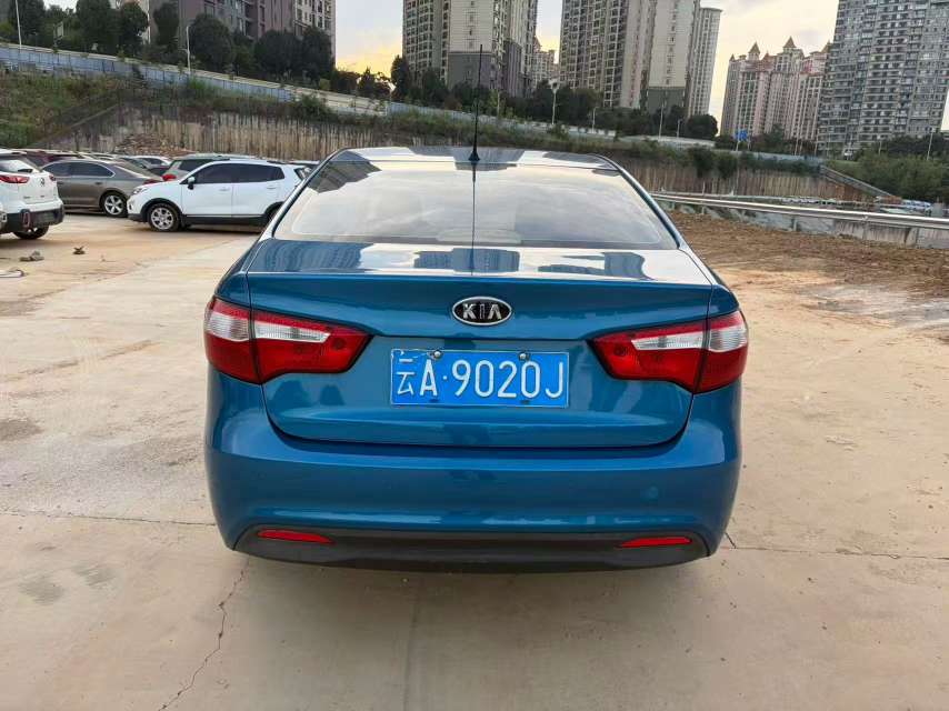 Kia K2 4