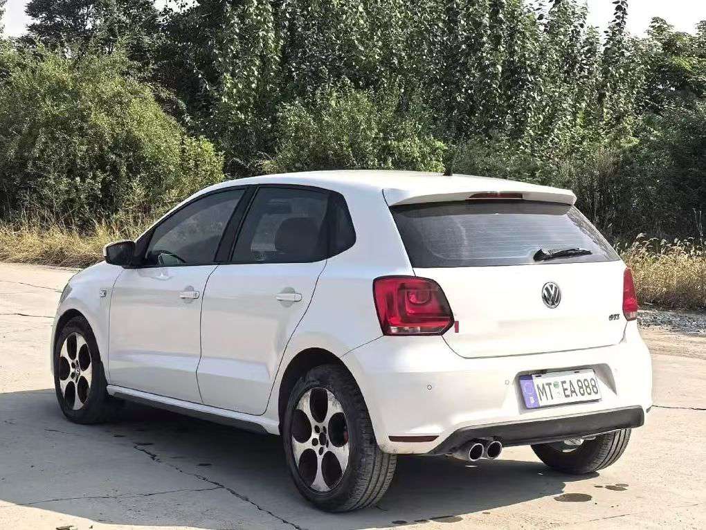 Volkswagen Golf GTI 2015 1.4T Automatic 8