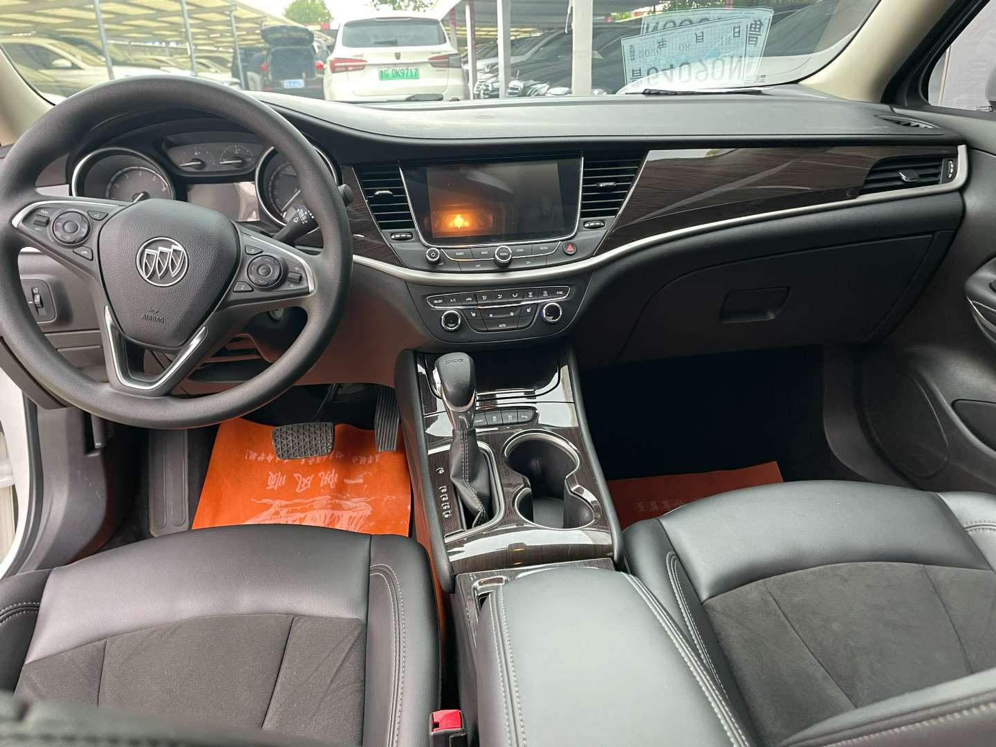Buick Verano 1.5T Automatic Elite Edition 4