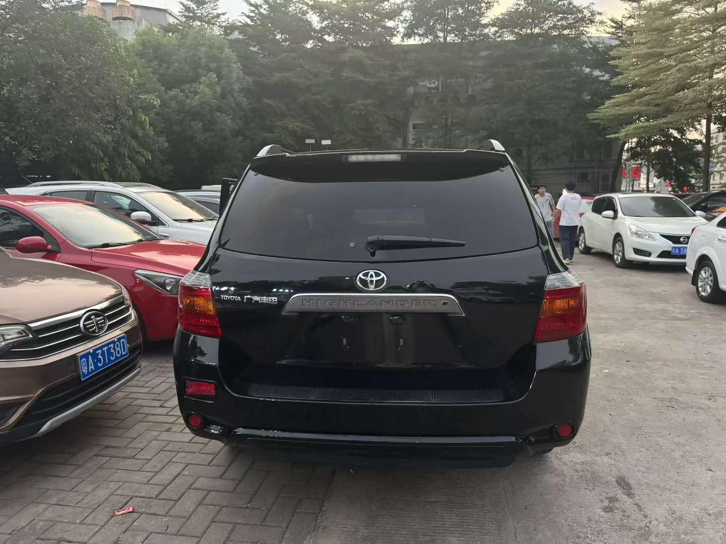 Toyota Highlander 2.7L Automatic 7 Seats