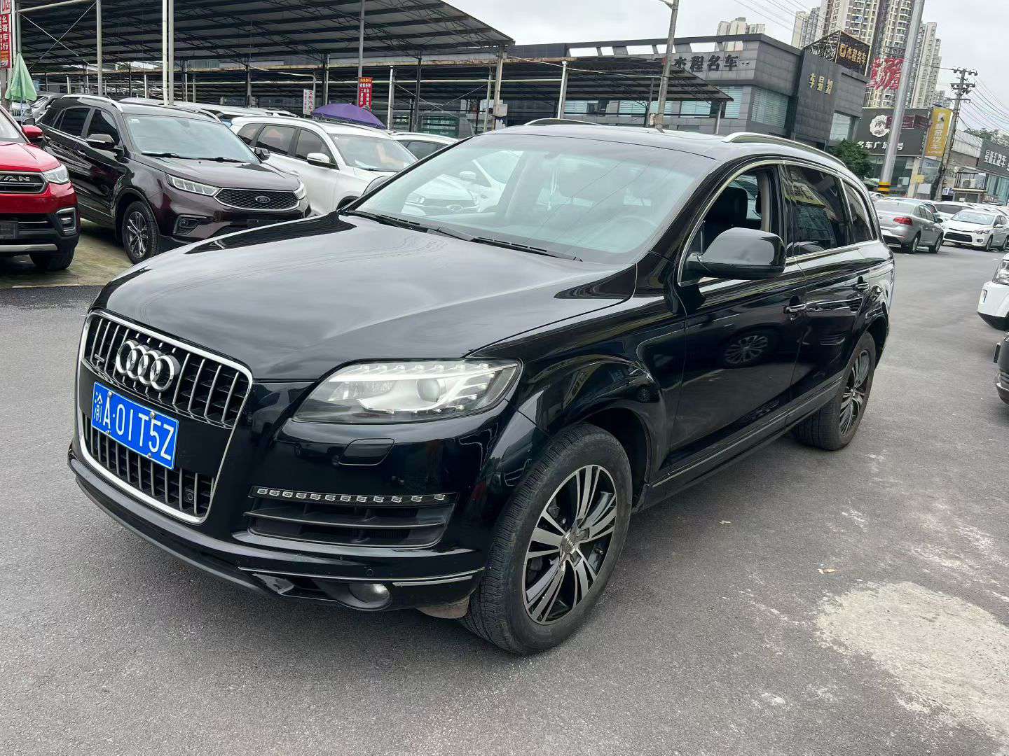 Audi Q7 5