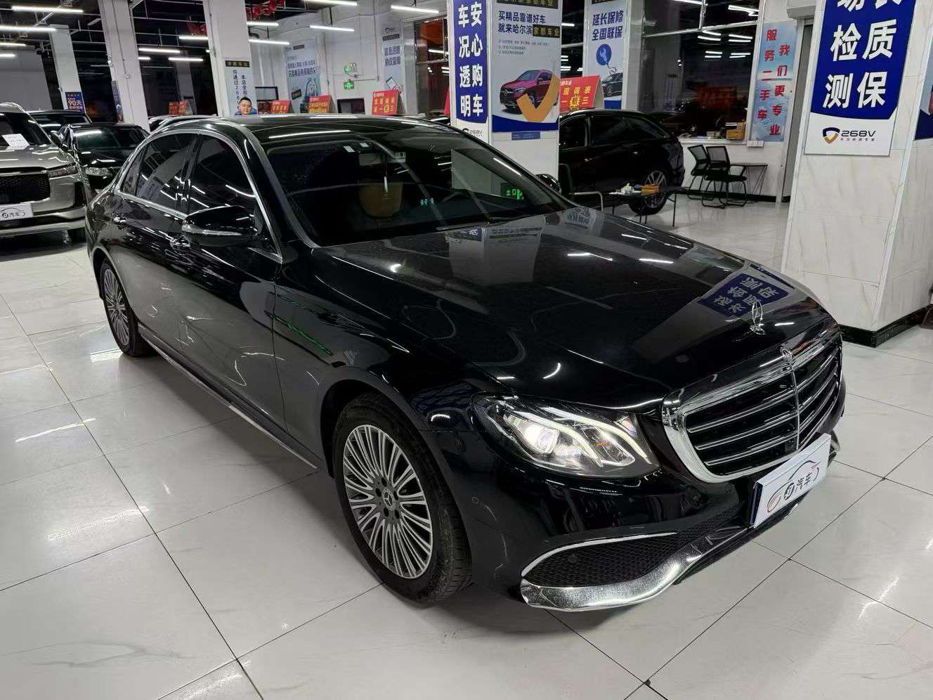 Mercedes-Benz E-Class 2019 E260L 3