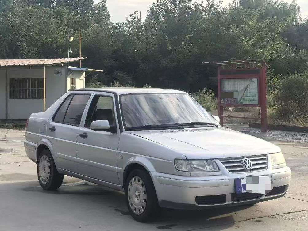 Volkswagen Jetta Automatic 1.6 3