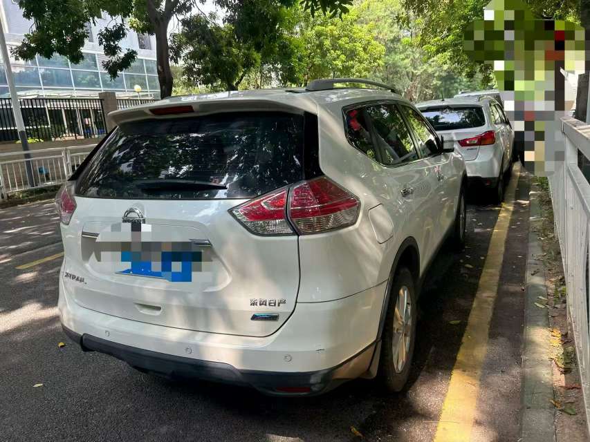 Nissan X-Trail 2015 2.0L Automatic Comfort Edition 9