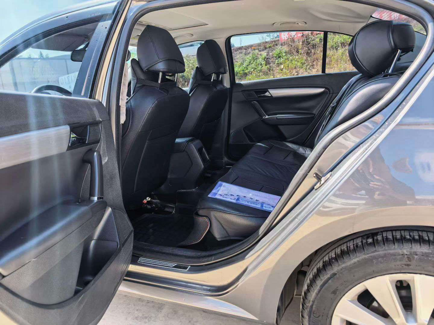 Volkswagen Lavida 7