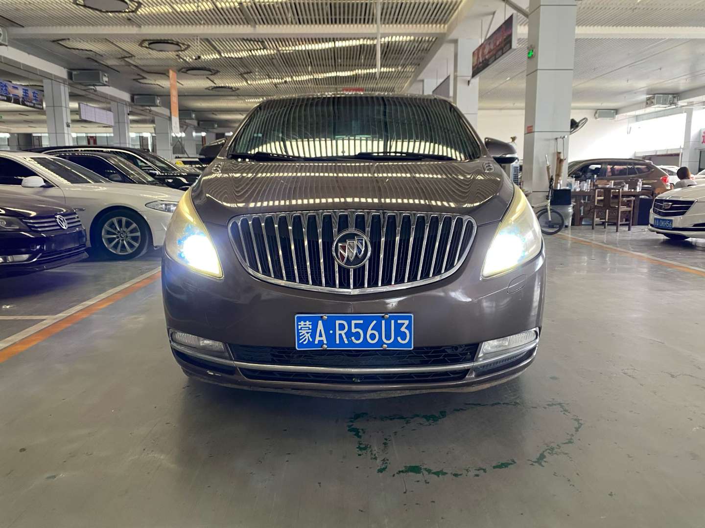 Buick GL8 3999 Flagship