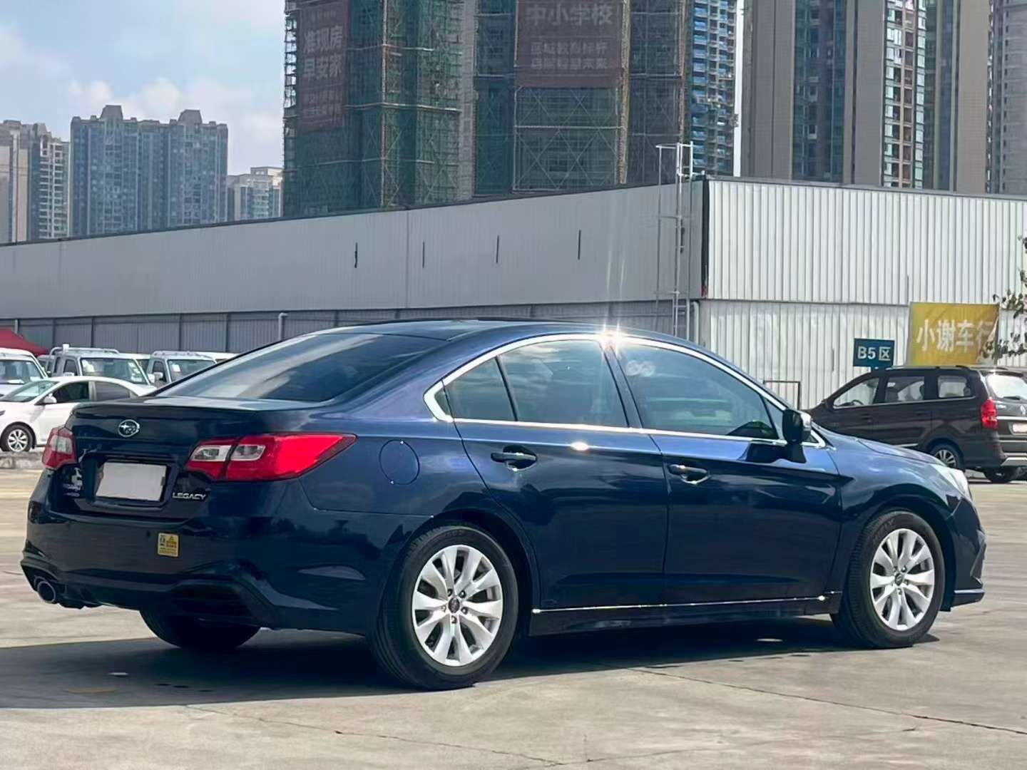 Subaru Legacy 2020 2.5L AWD 7