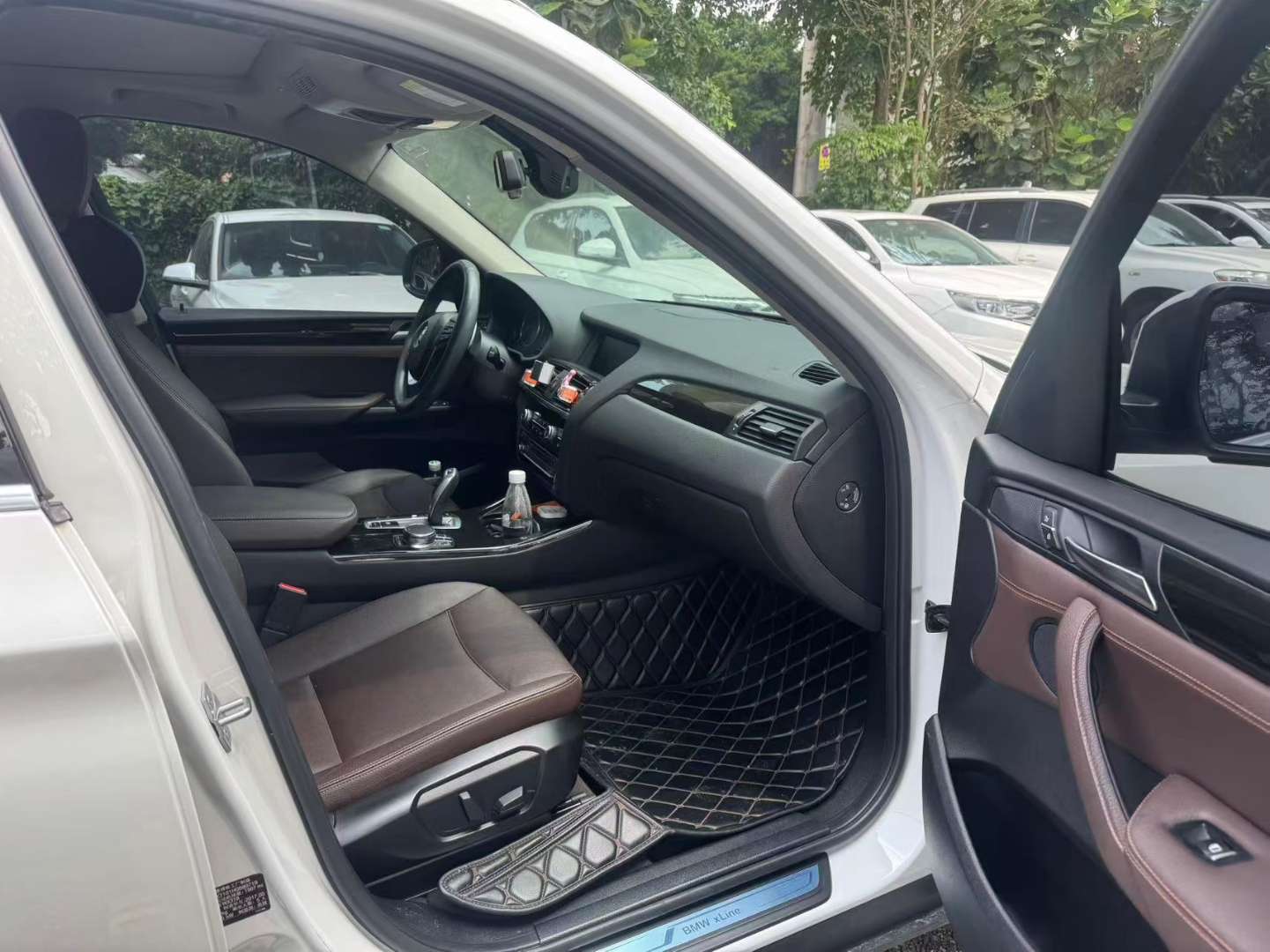 BMW X3 2.0 AWD High Trim 8