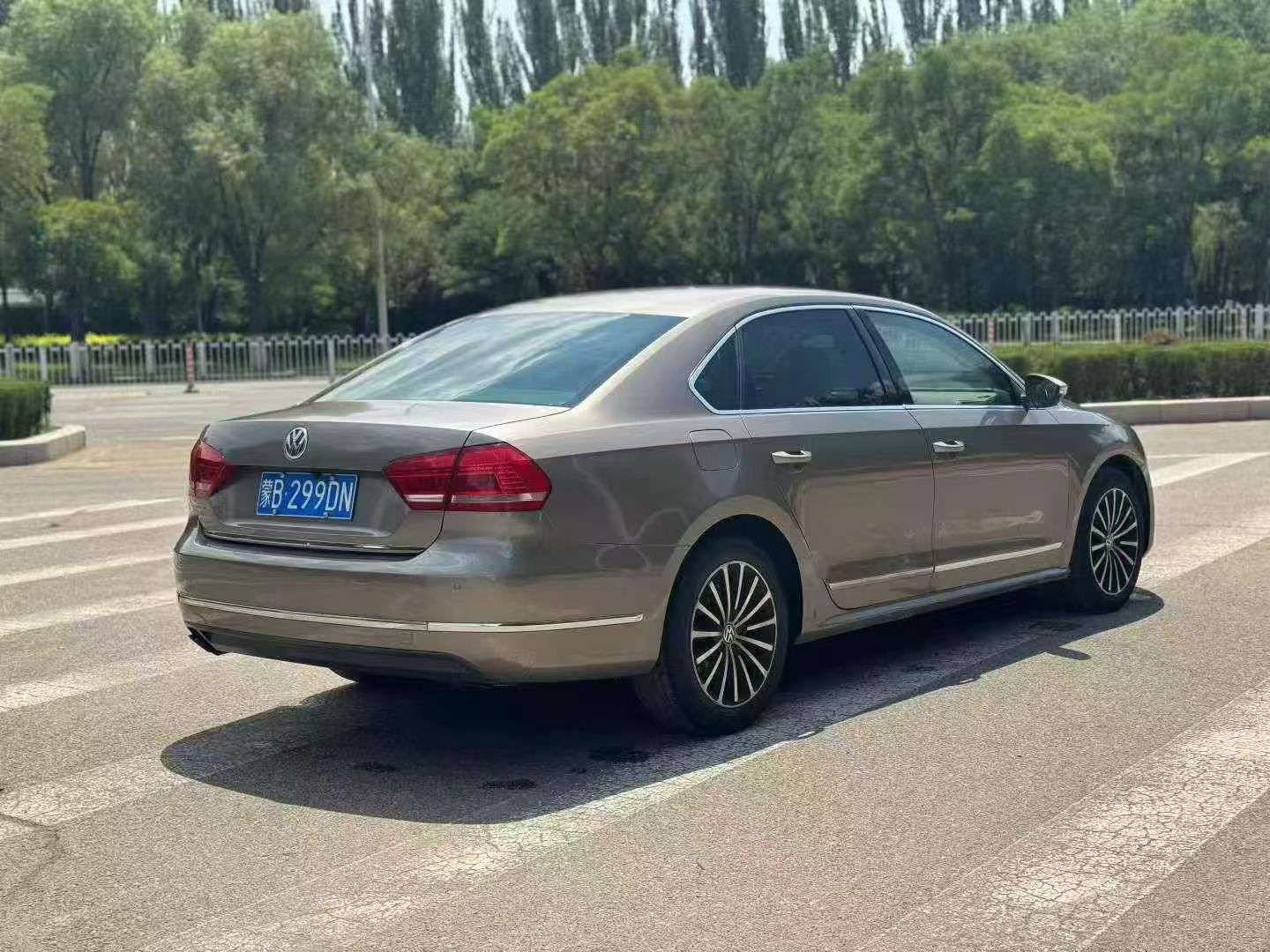 Volkswagen Passat 2012 2.0T Yuzun Edition 9