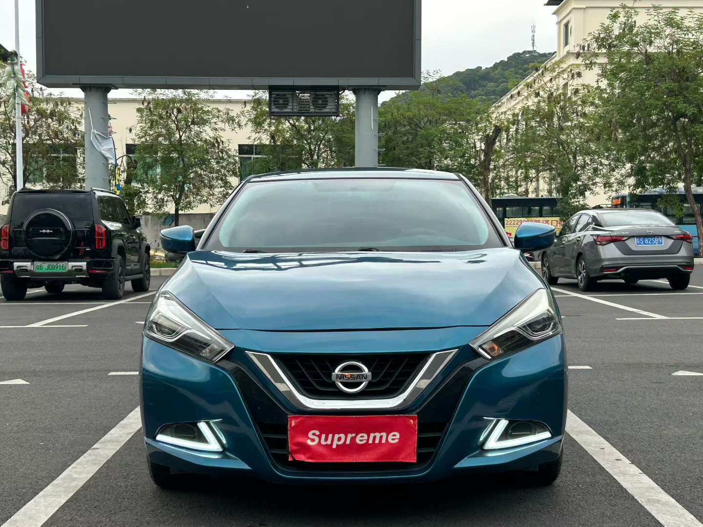 Nissan Sylphy 1.6L Automatic Luxury Edition 2