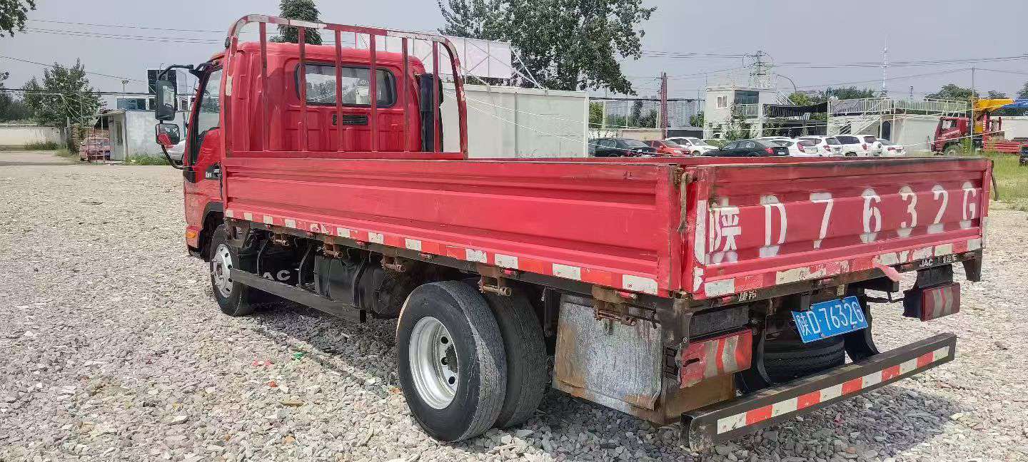 JAC Kangling J5 4.2m 132HP 5-Speed Air Brake 8