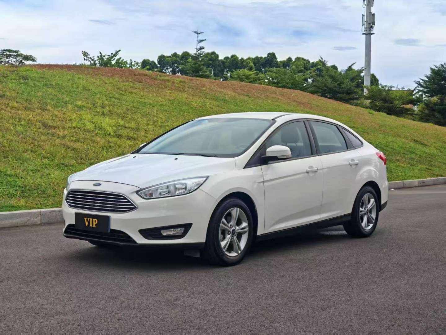 Ford Focus 2015 Focus Sedan 1.6 Comfort