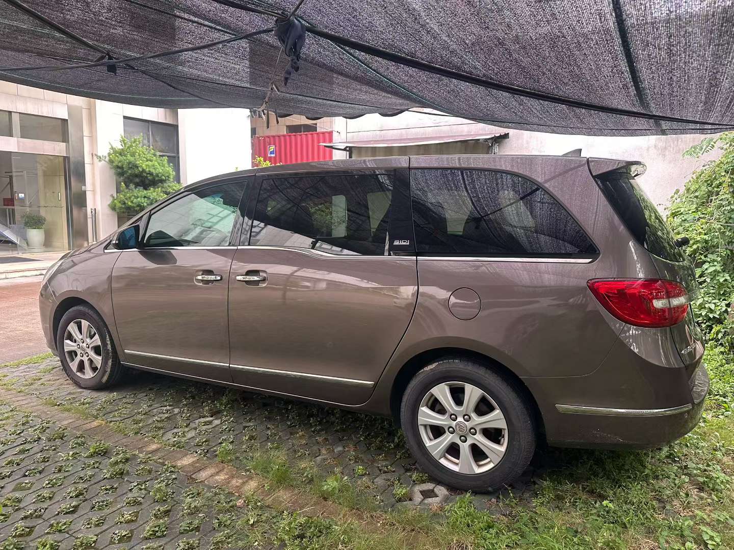 Buick GL8 3.0L Automatic Sunroof Single Sliding Door 3