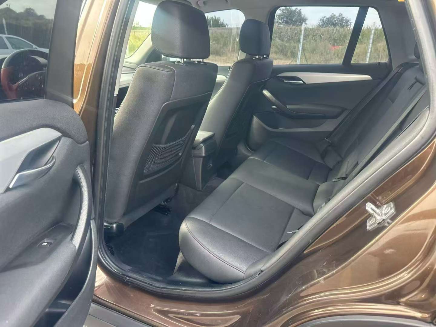 BMW X1 2012 18i Luxury Edition 4