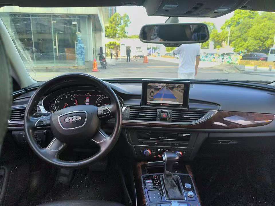 Audi A6L 30 FSI Luxury Edition 3