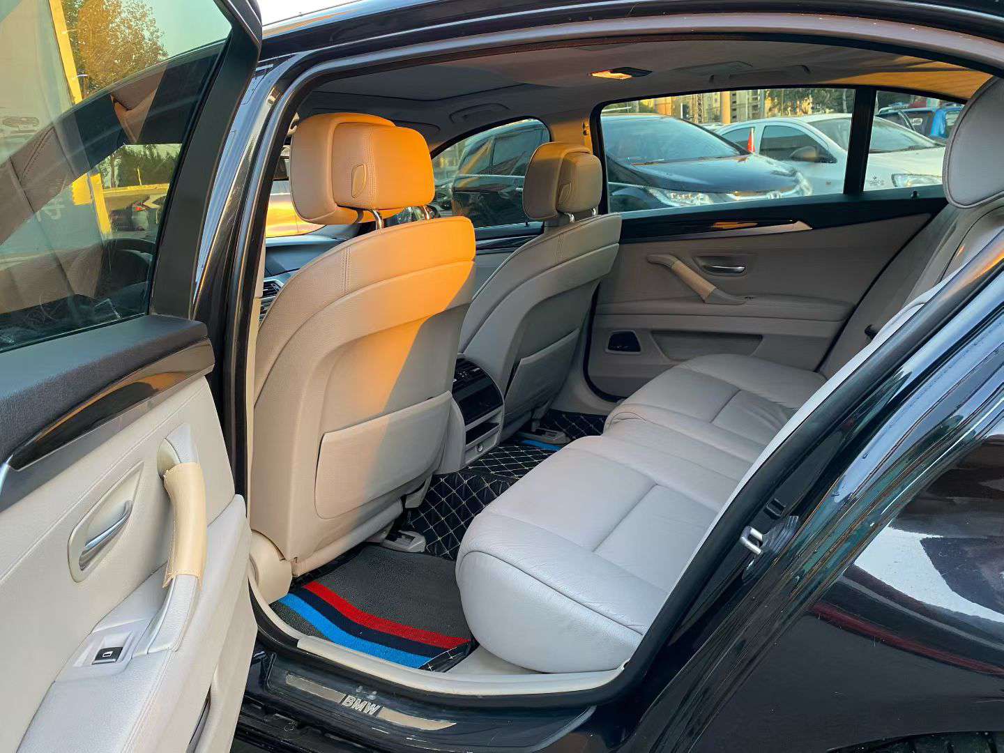 BMW 5 Series 2014 BMW 5 Series 8