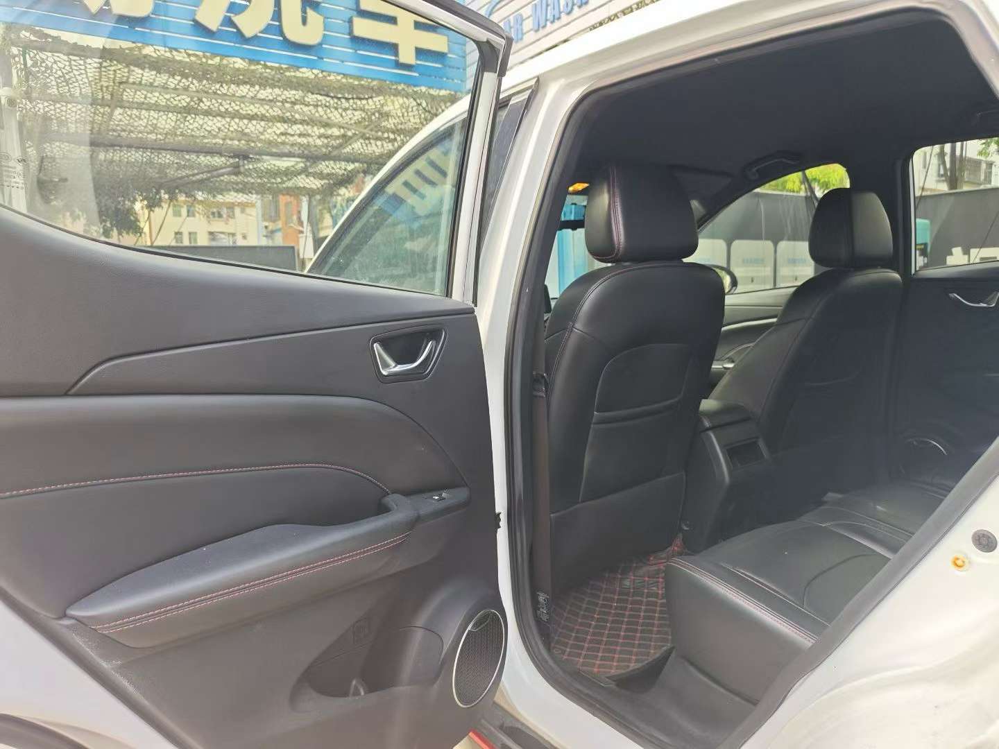 Fengon 500 1.5L CVT Enjoy Edition 5