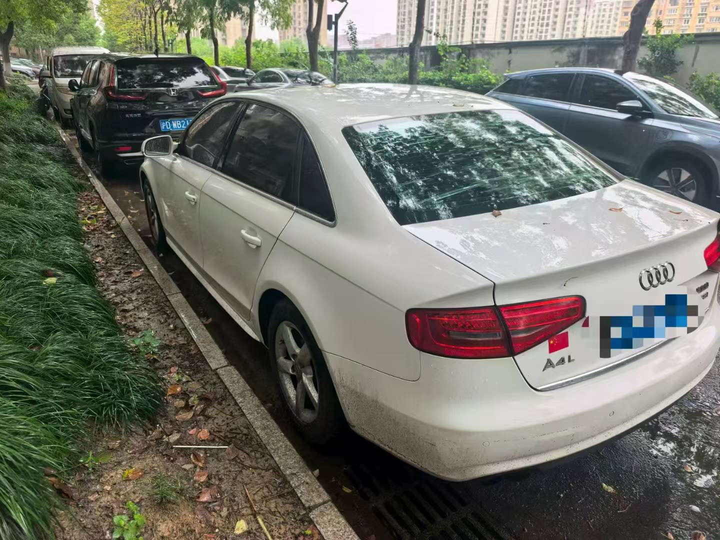Audi A4L Standard 2