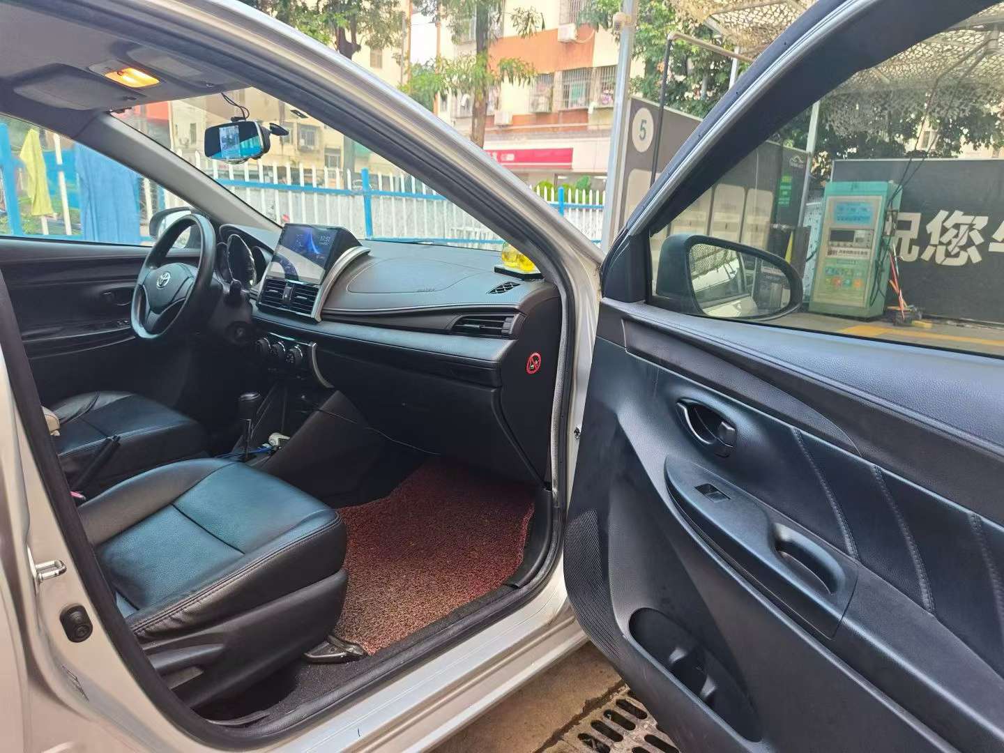 Toyota Vios 1.5L Automatic Zhizhen Xingyao Edition 6