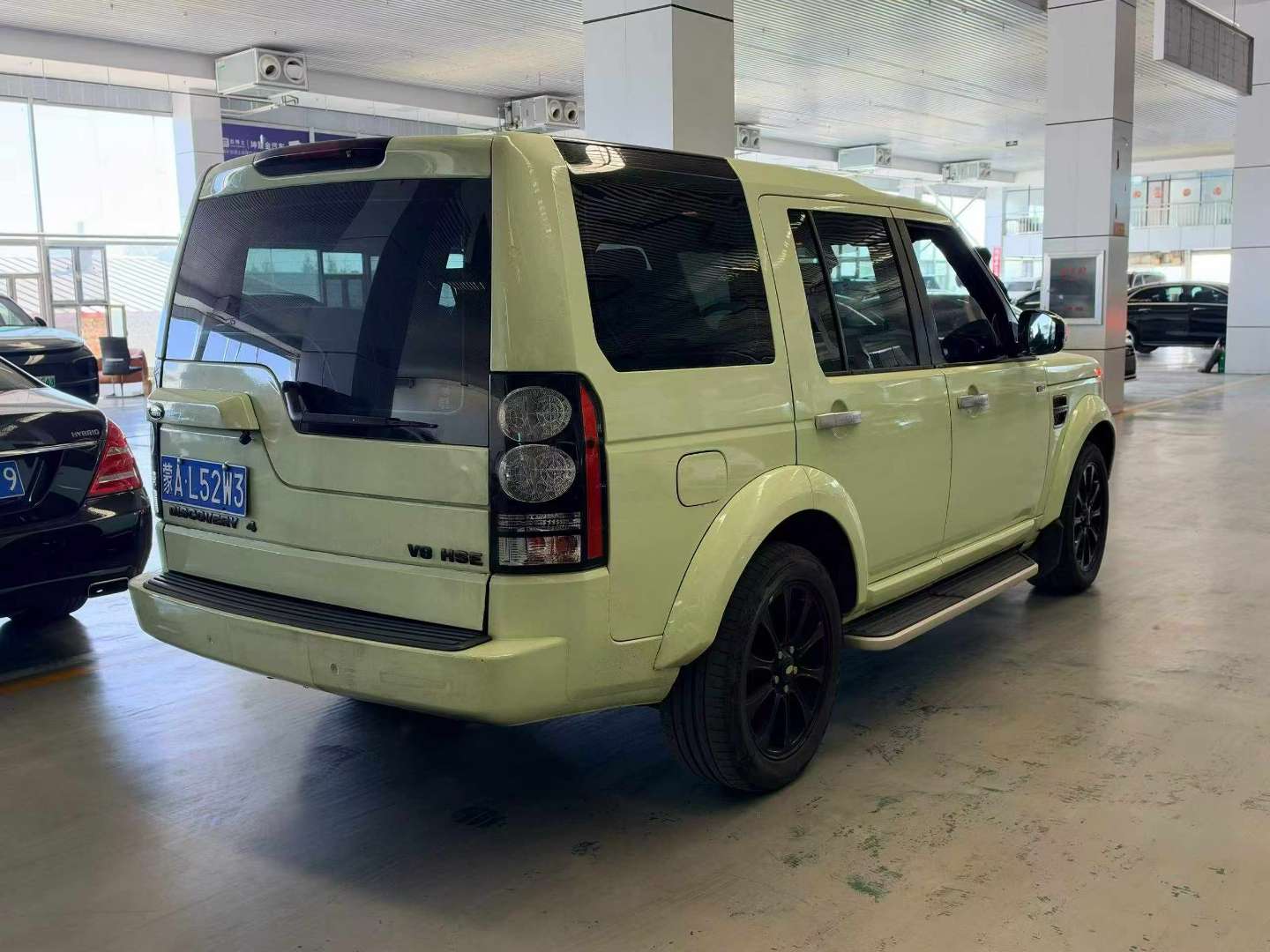 Land Rover Discovery 4 6