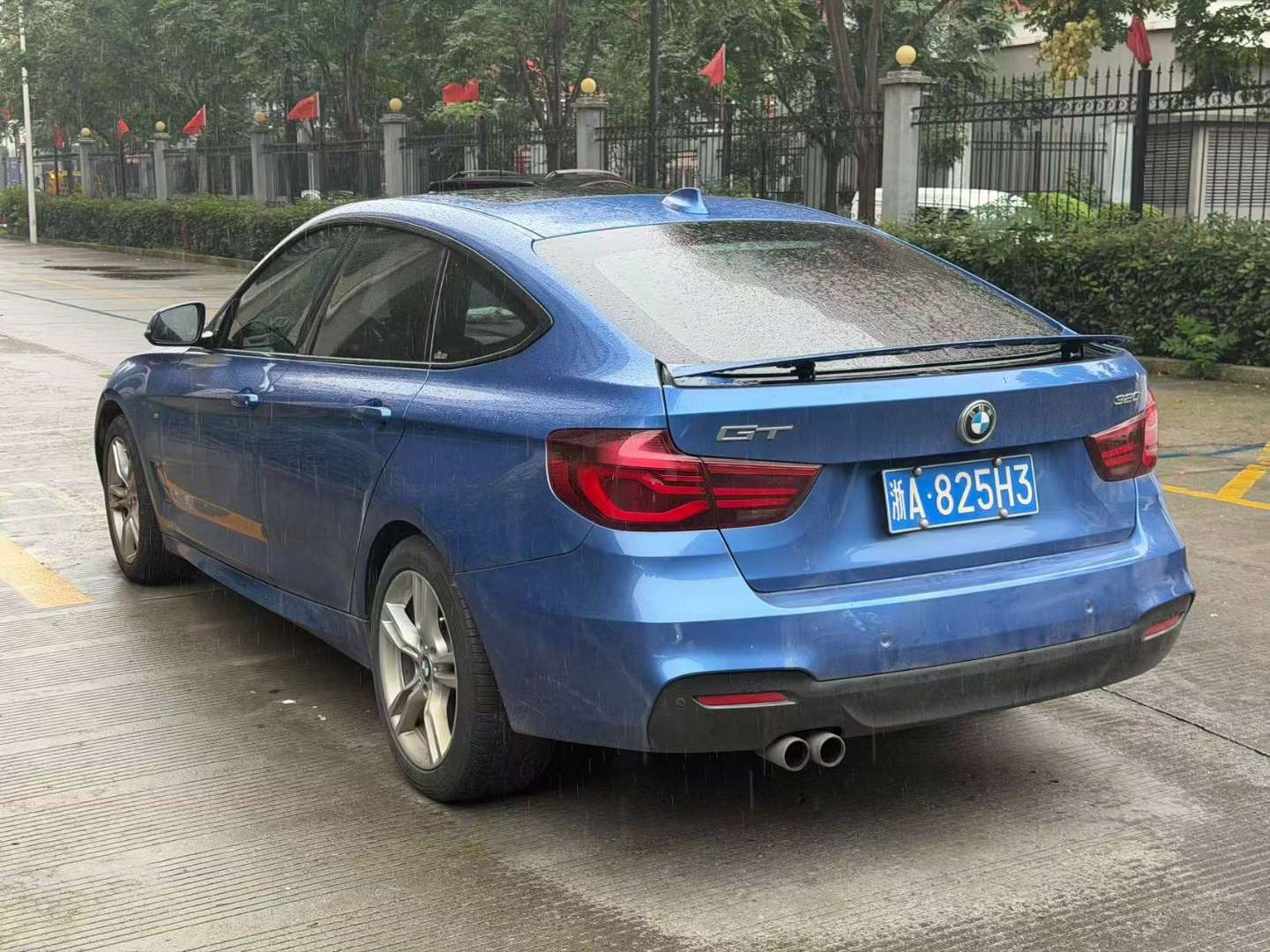 BMW 3 Series GT 320i GT M Sport Package 4