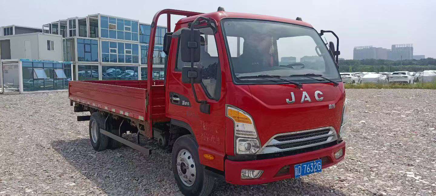 JAC Kangling J5 4.2m 132HP 5-Speed Air Brake 3