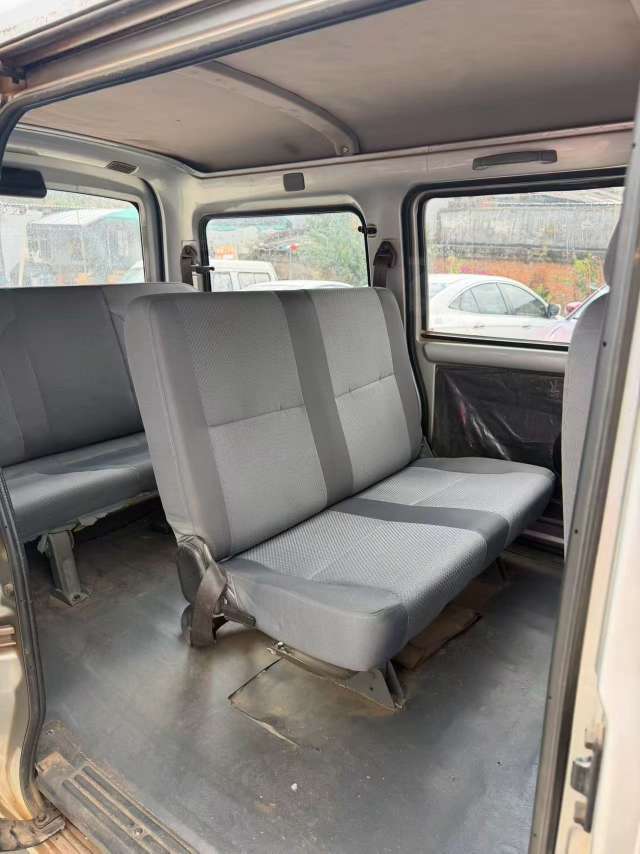 Wuling Rongguang 2