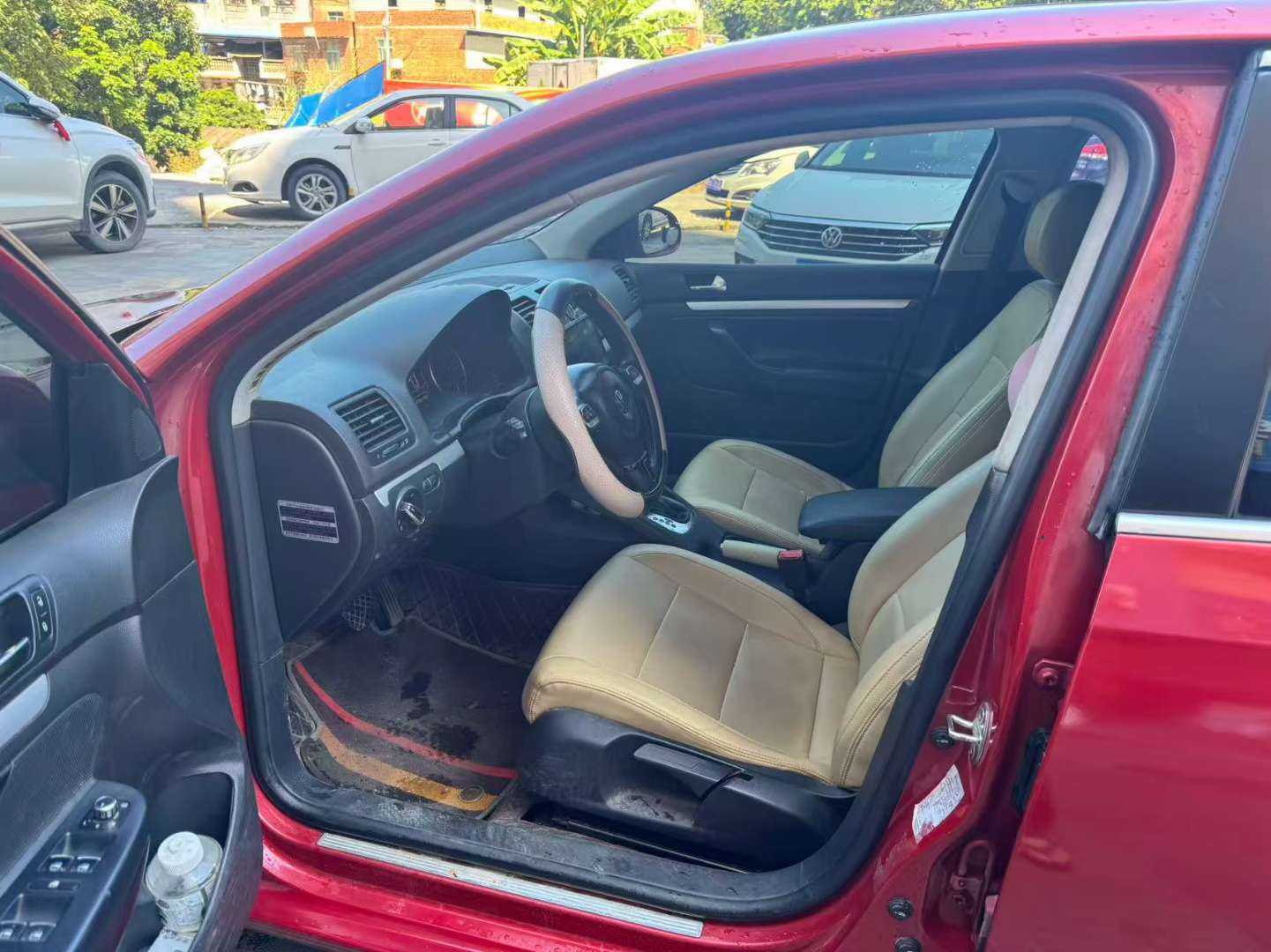 Volkswagen Sagitar 1.4T Automatic Sunroof Navigation 8