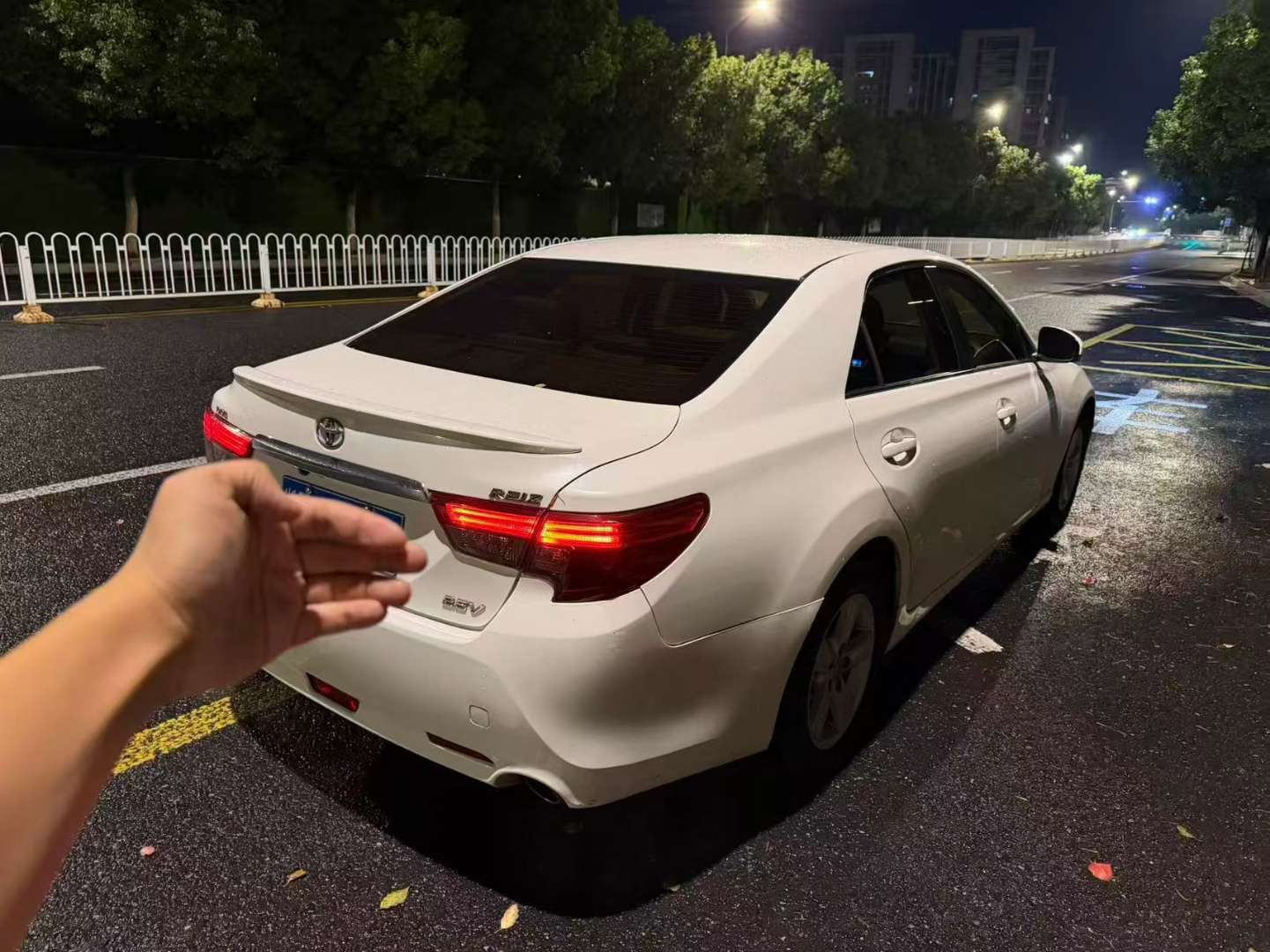 Toyota Reiz 2.5V Jingrui Edition 3