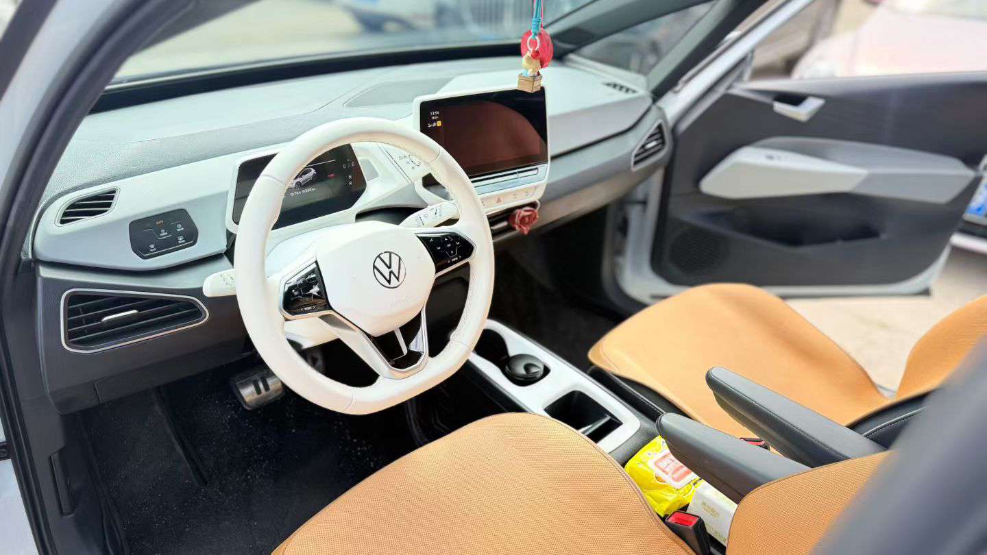 Volkswagen ID.3 4