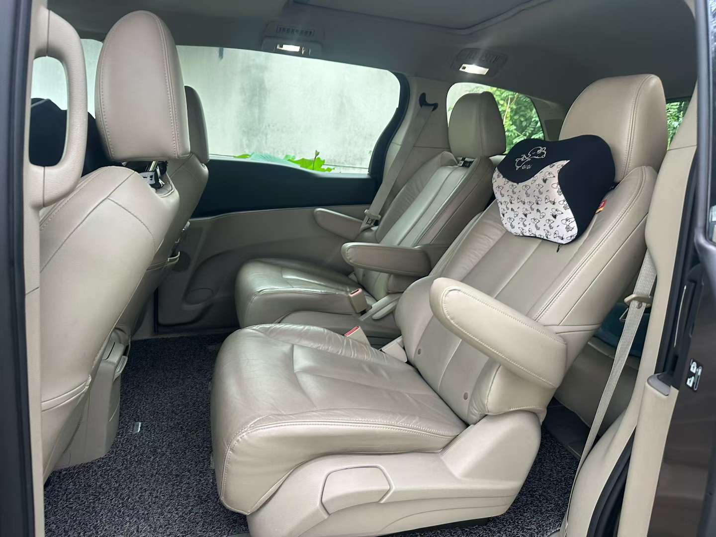 Buick GL8 3.0L Automatic Sunroof Single Sliding Door 6