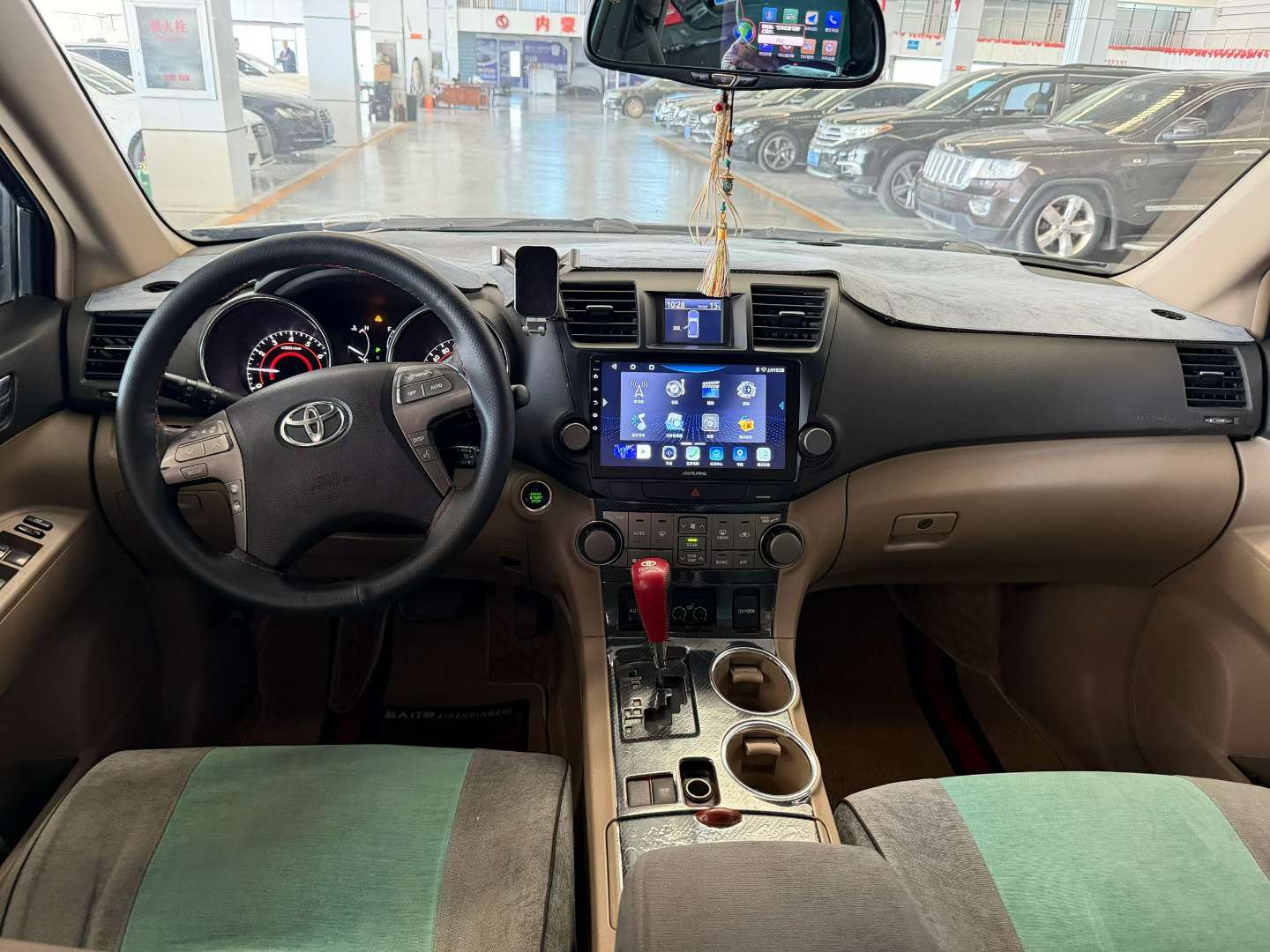 Toyota Highlander 2011 2.7L 4WD Luxury 7-Seater 6