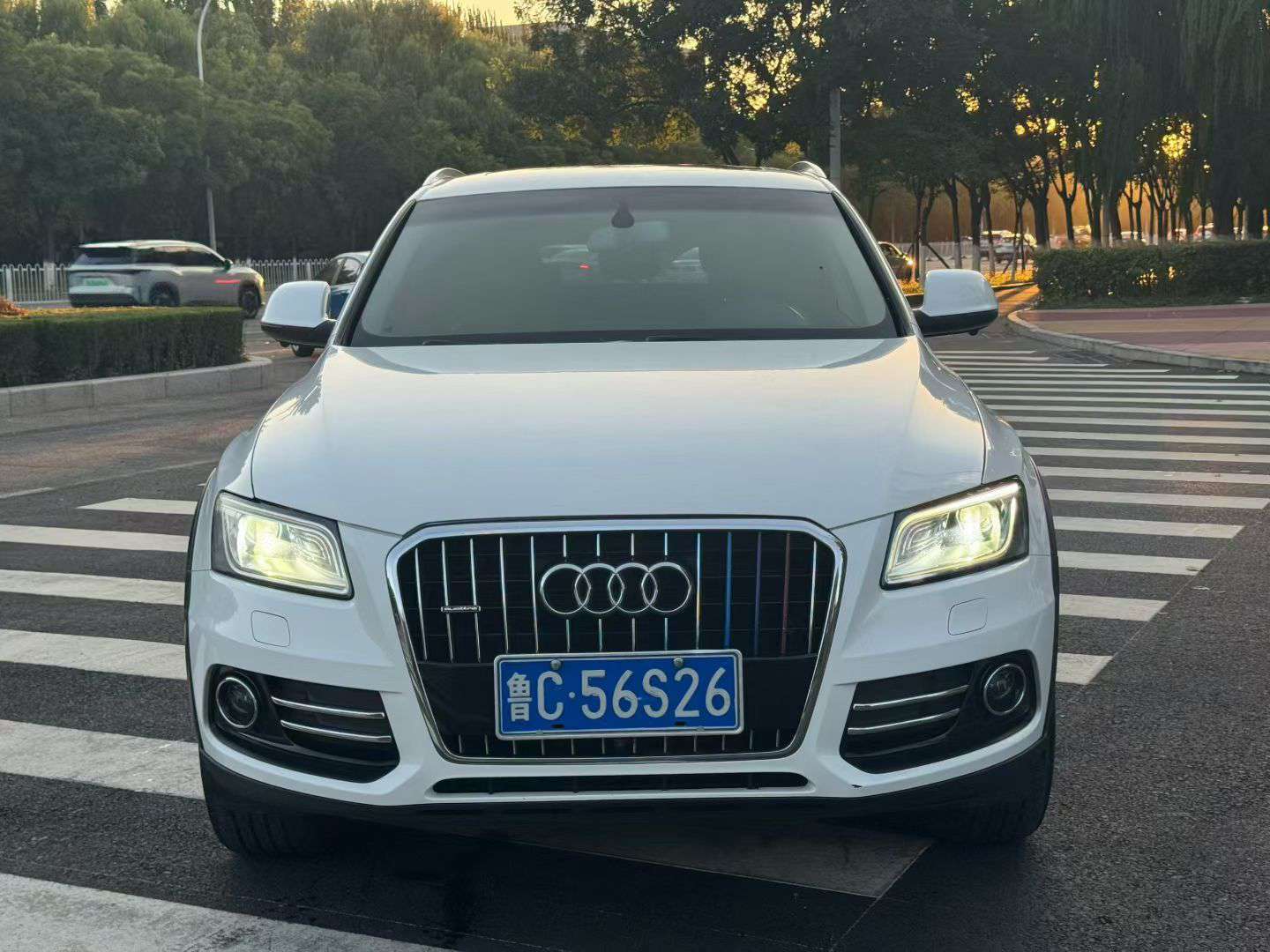 Audi Q5 2.0T AWD 2