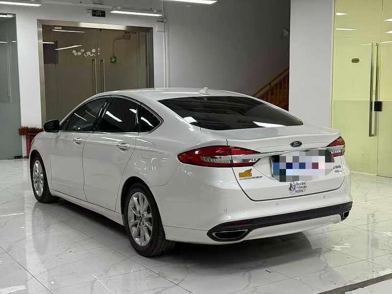 Ford Mondeo 2017 EcoBoost 180 Trend 3