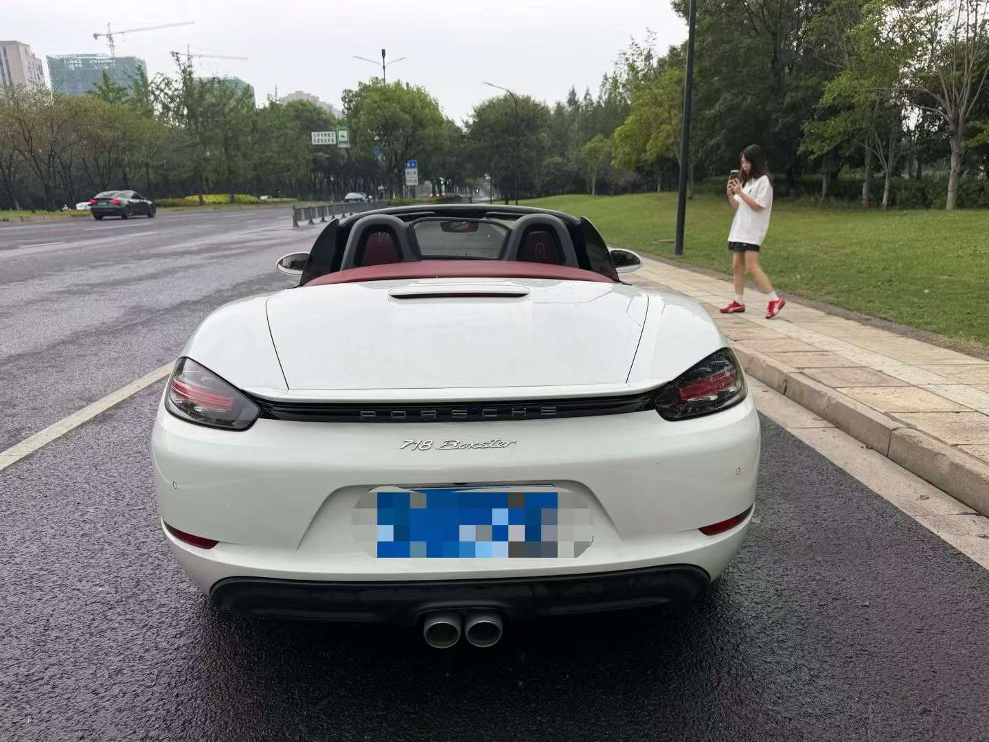 Porsche 718 5