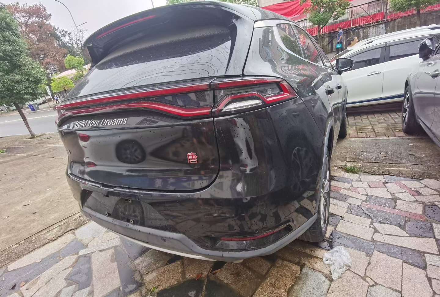 BYD Tang Automatic Panoramic Sunroof 5