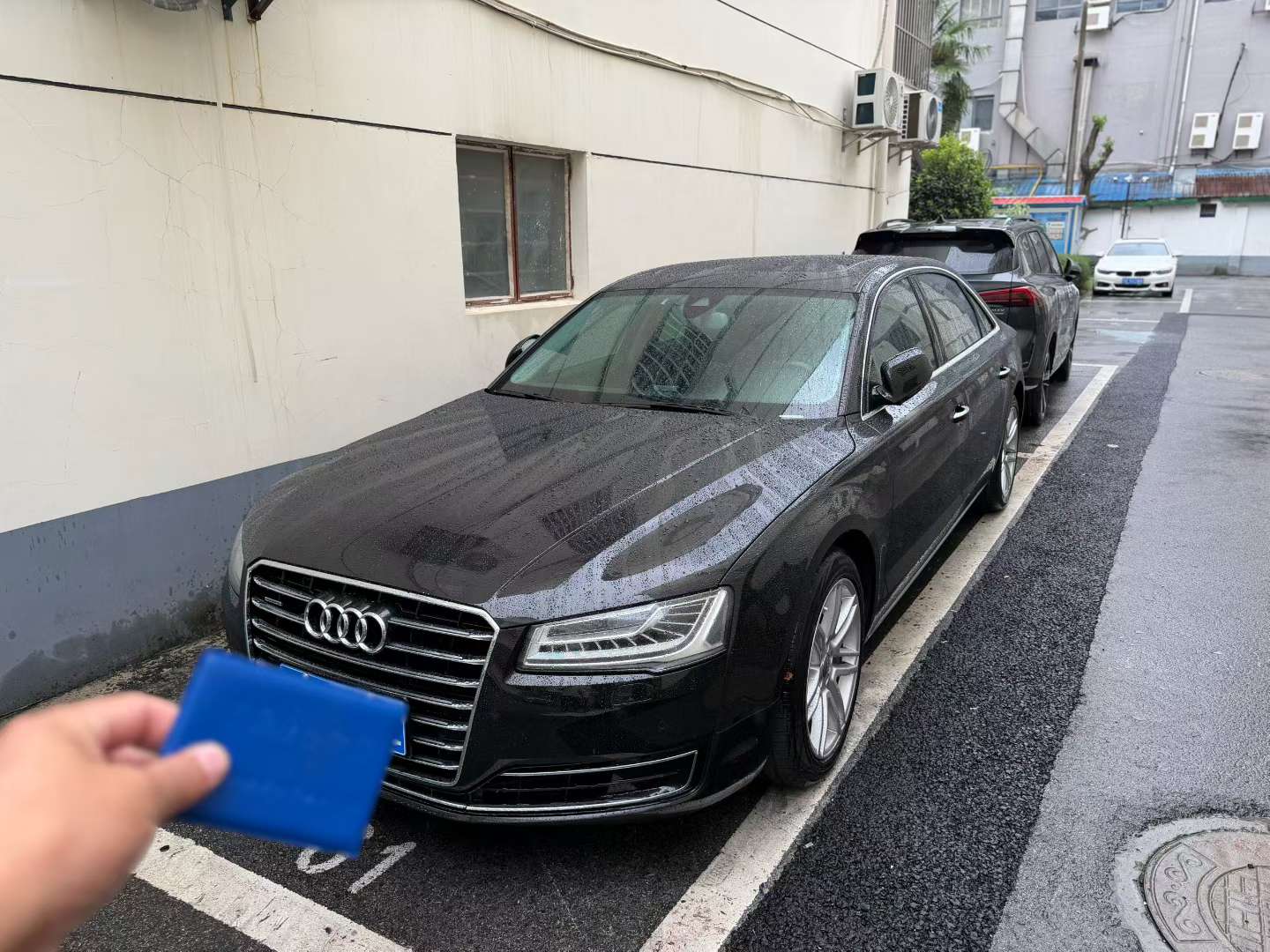Audi A8L 2