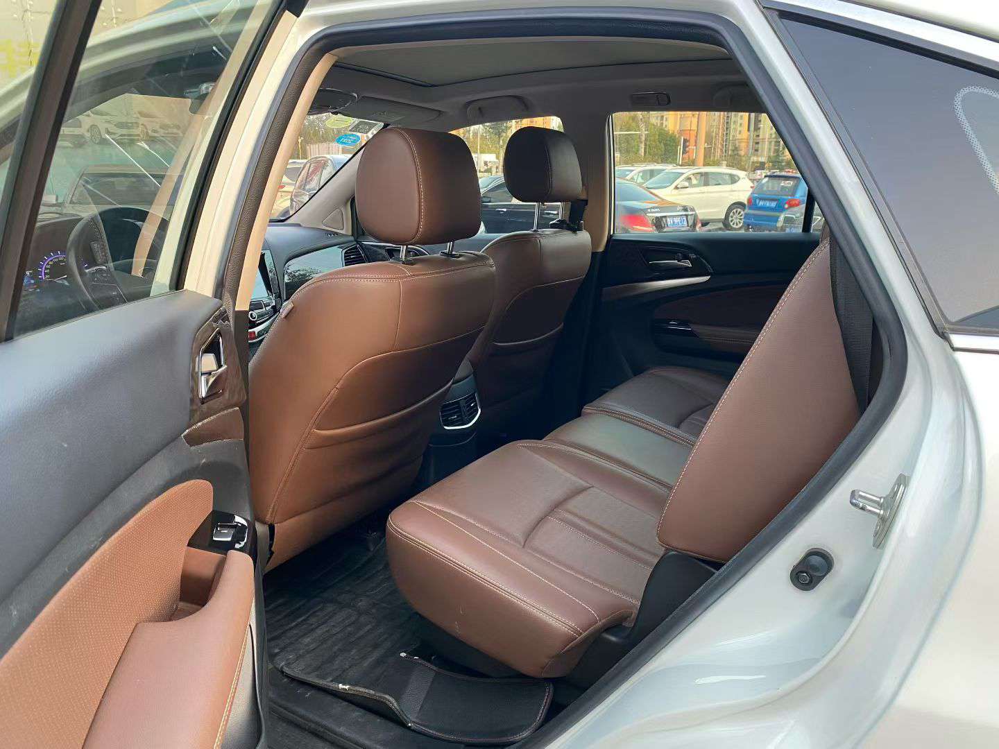 BYD S7 2.0T 7-Seater High Trim 8