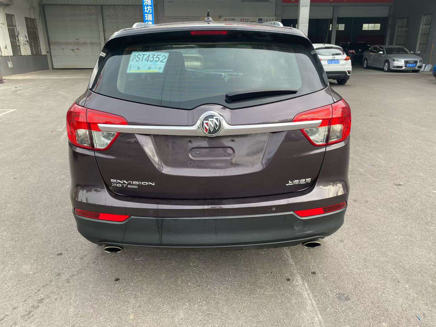 Buick Envision 4