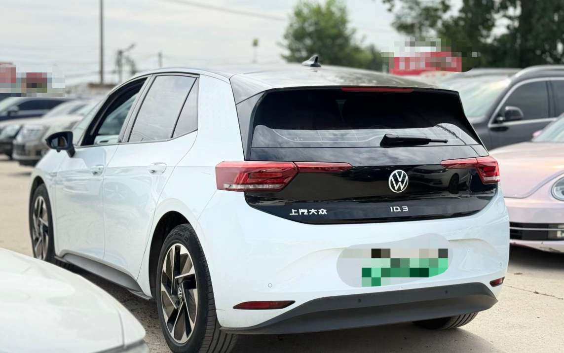 Volkswagen ID.3 8