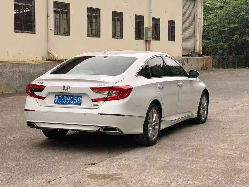 Honda Accord 1.5T 260 Luxury Edition 9