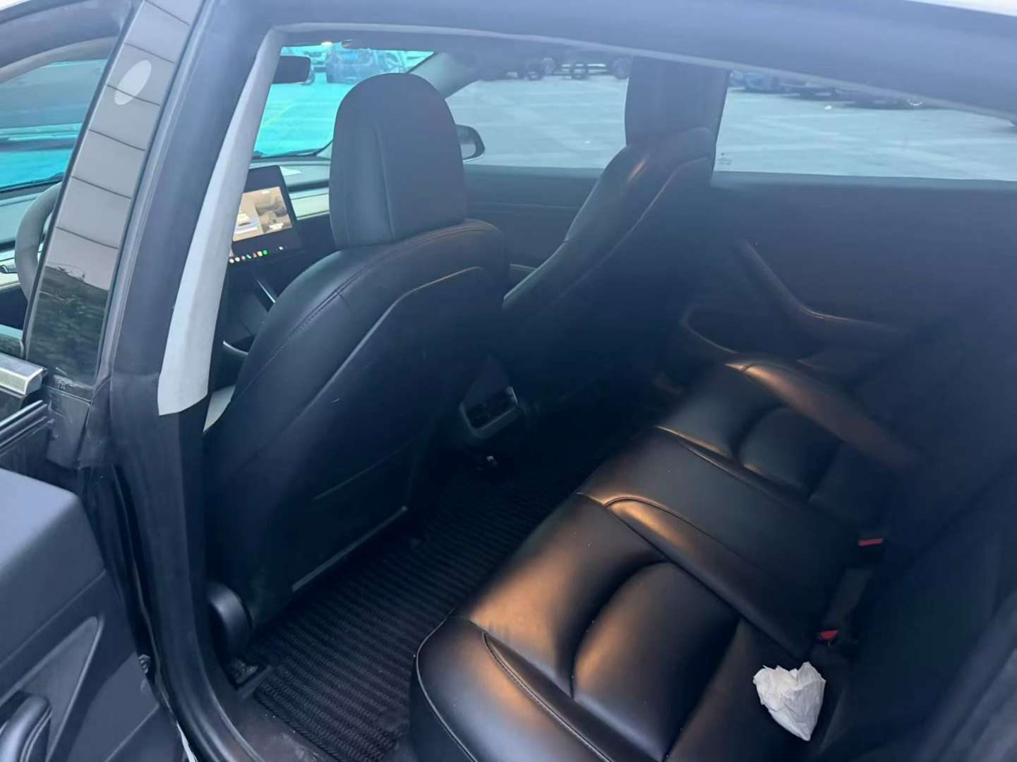 Tesla Model 3 Standard Range 6