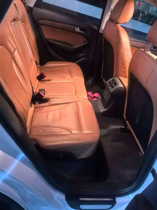 Audi Q5 4