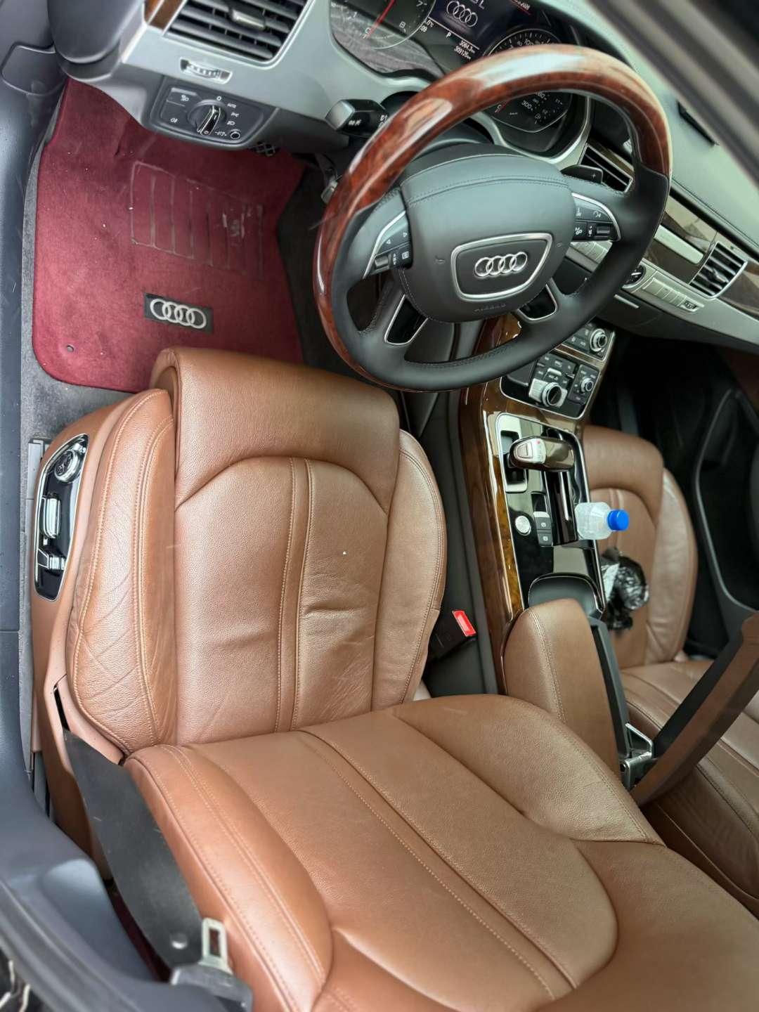 Audi A8L 4
