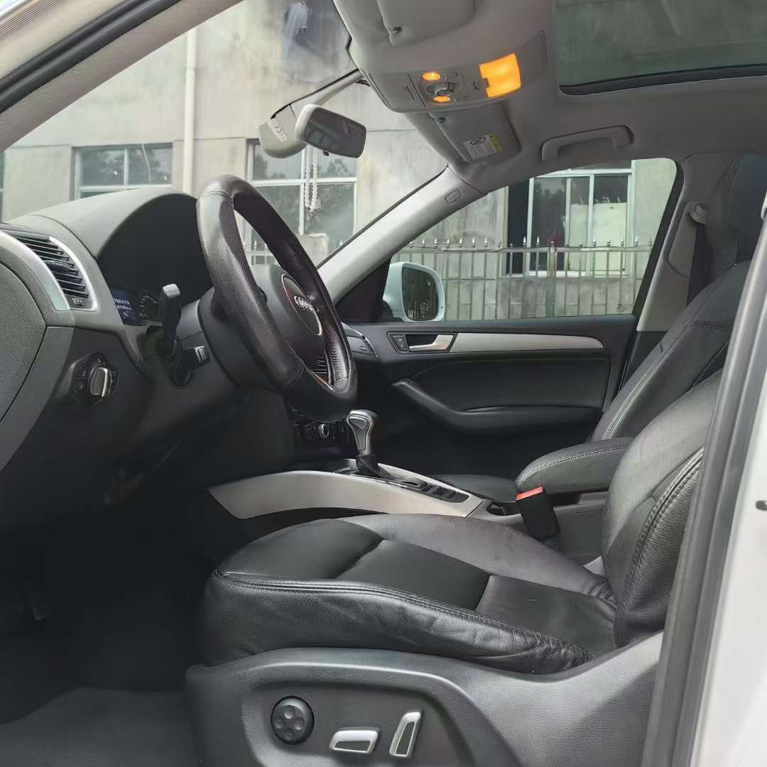 Audi Q5 4