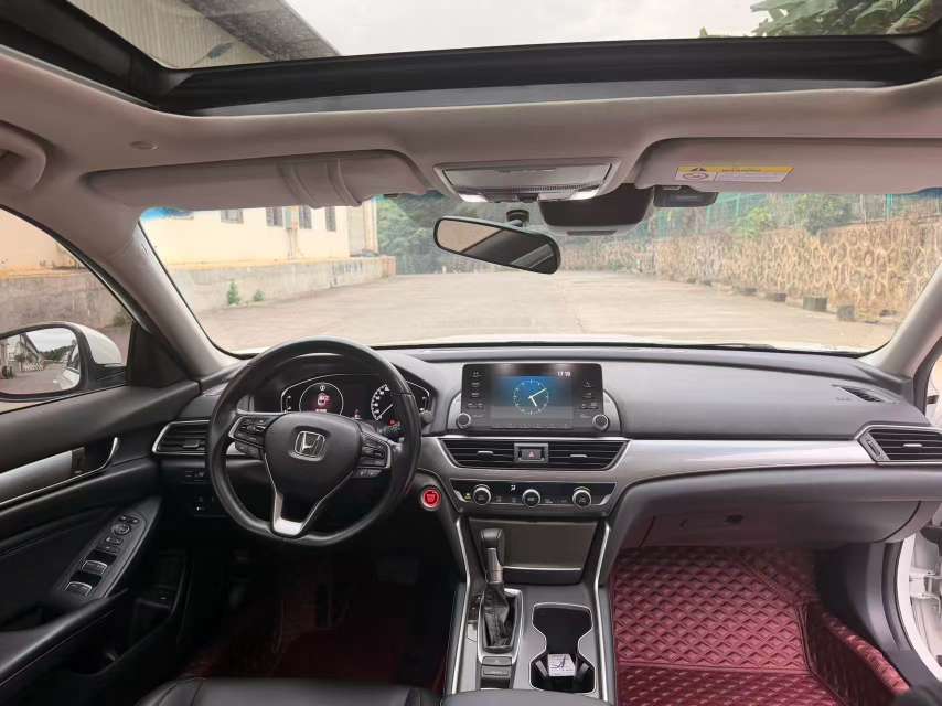 Honda Accord 1.5T 260 Luxury Edition 4