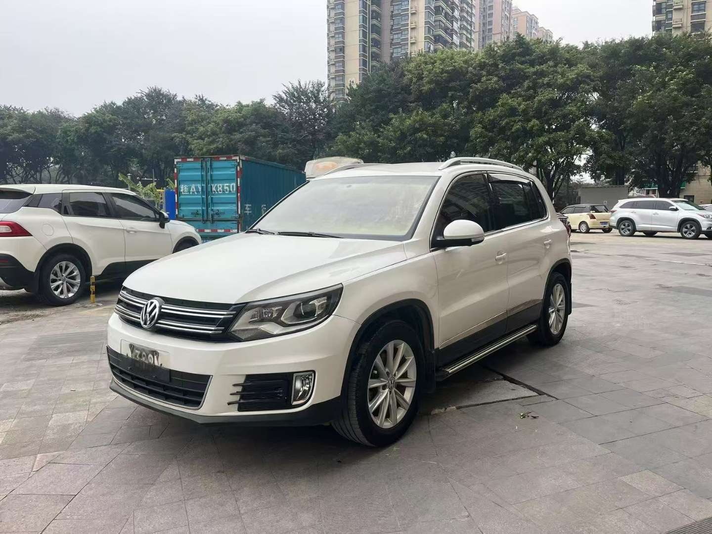 Volkswagen Tiguan 1.8T Automatic Fashion Edition 2