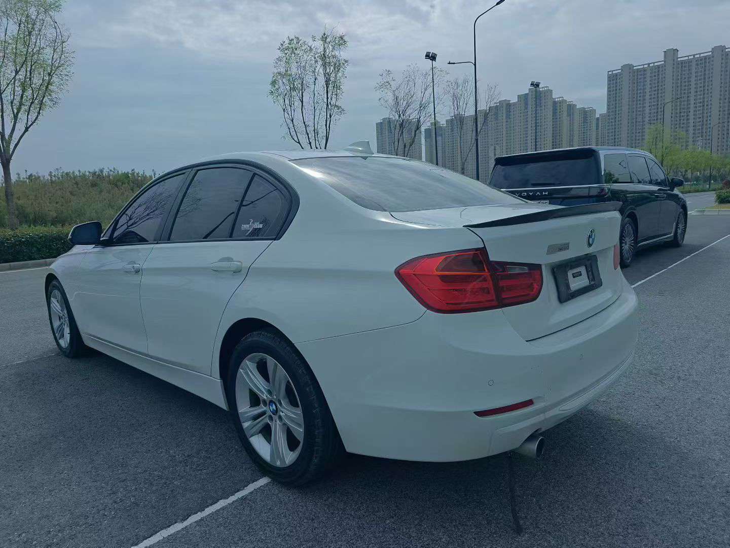 BMW 3 Series 2014 320i M Sport 2.0T 8